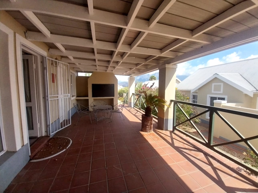 2 Bedroom Property for Sale in Langerug Western Cape